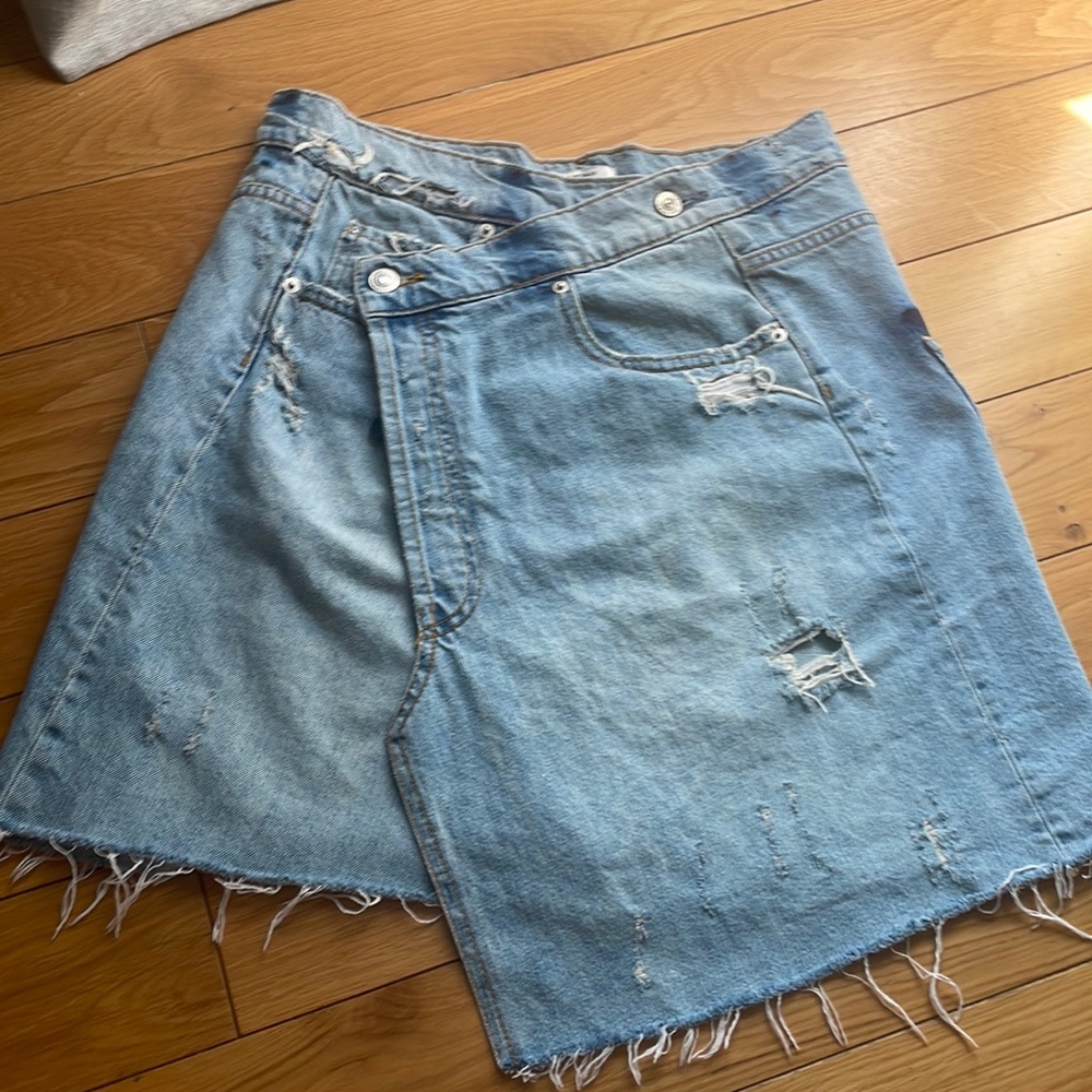 Zara distressed denim wrap skirt M